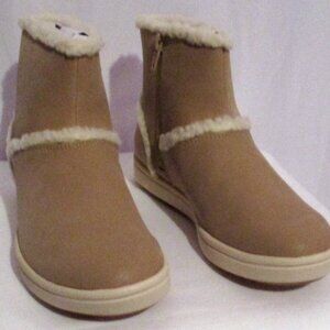 Clark's CLOUDSTEPPERS Ankle Boot Tan Faux Suede Fur Side Zip